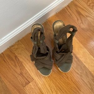 Nine West Espandrille, Olive